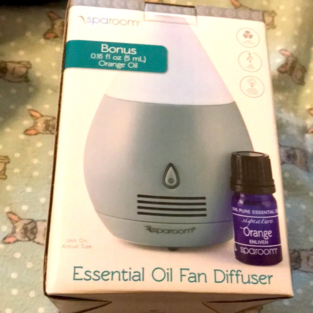 Mini oil fan diffuser